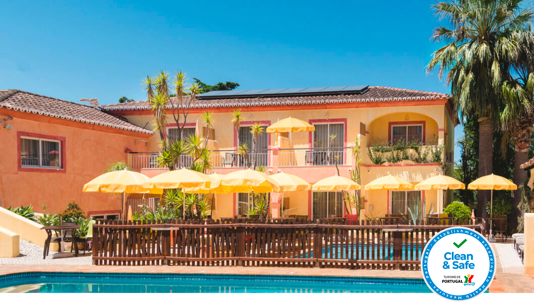 Costa D’Oiro Ambiance Village Sonel Hotels